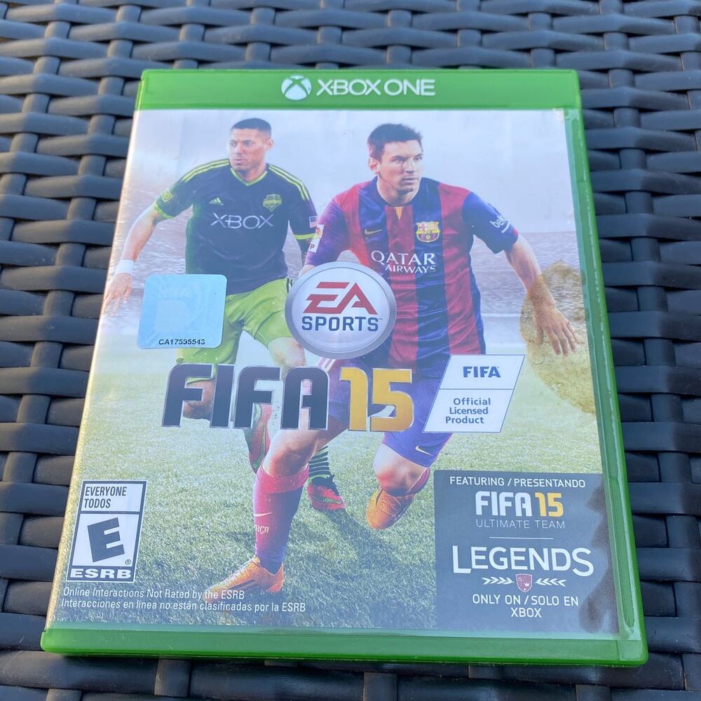 FIFA 15 Microsoft Xbox One EA Sports Electronic Arts Everyone Soccer Futbol